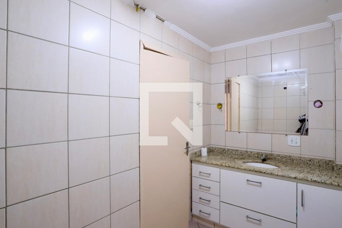 Casa, 3 quartos, 236 m² - Foto 29