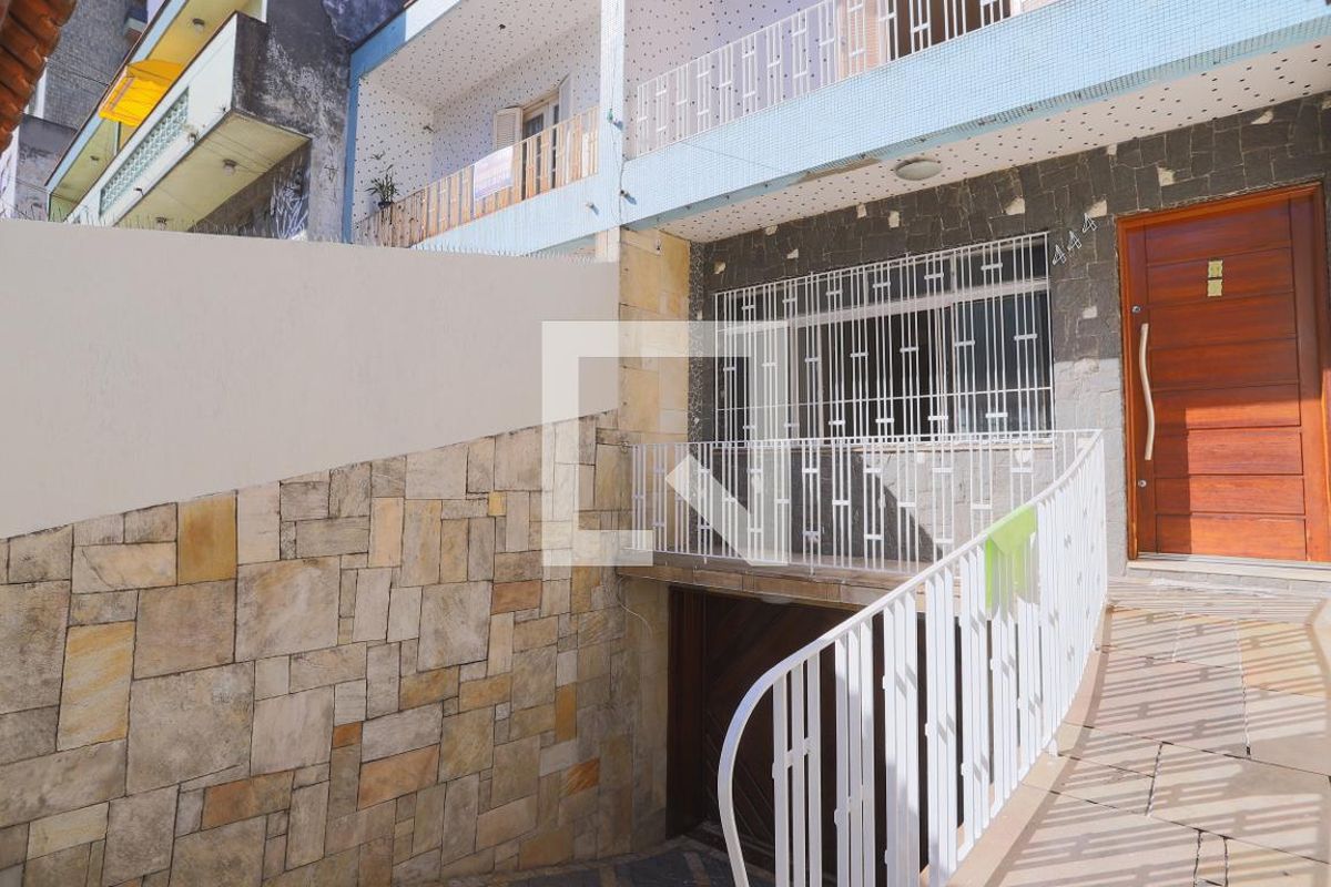 Casa, 3 quartos, 236 m² - Foto 57