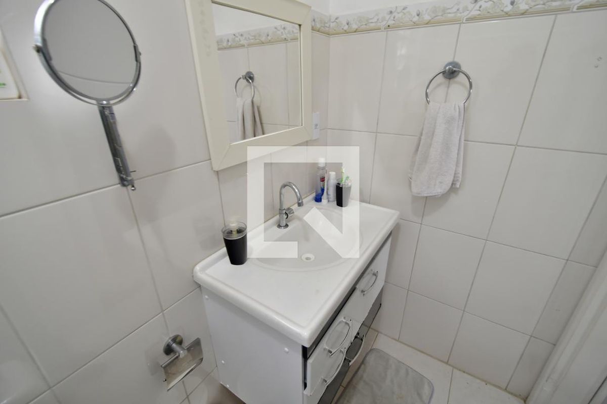 Casa à Venda - Guanabara, 4 Quartos,  280 m2 em , Campinas - sp | SoloBR