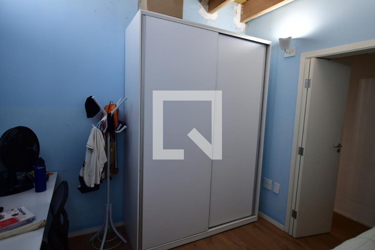 Casa à Venda - Guanabara, 4 Quartos,  280 m2 em , Campinas - sp | SoloBR