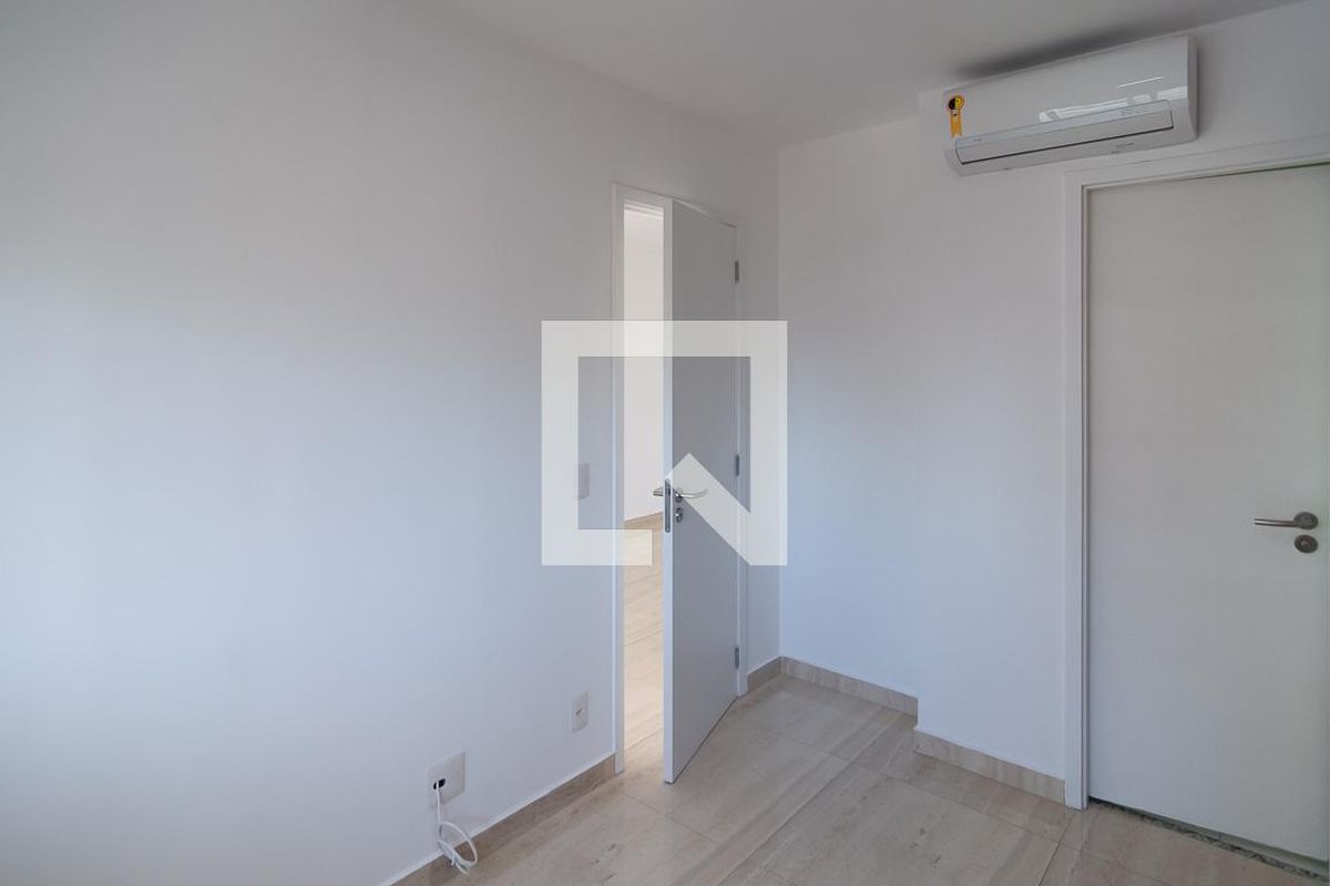 Apartamento, 1 quarto, 38 m² - Foto 12
