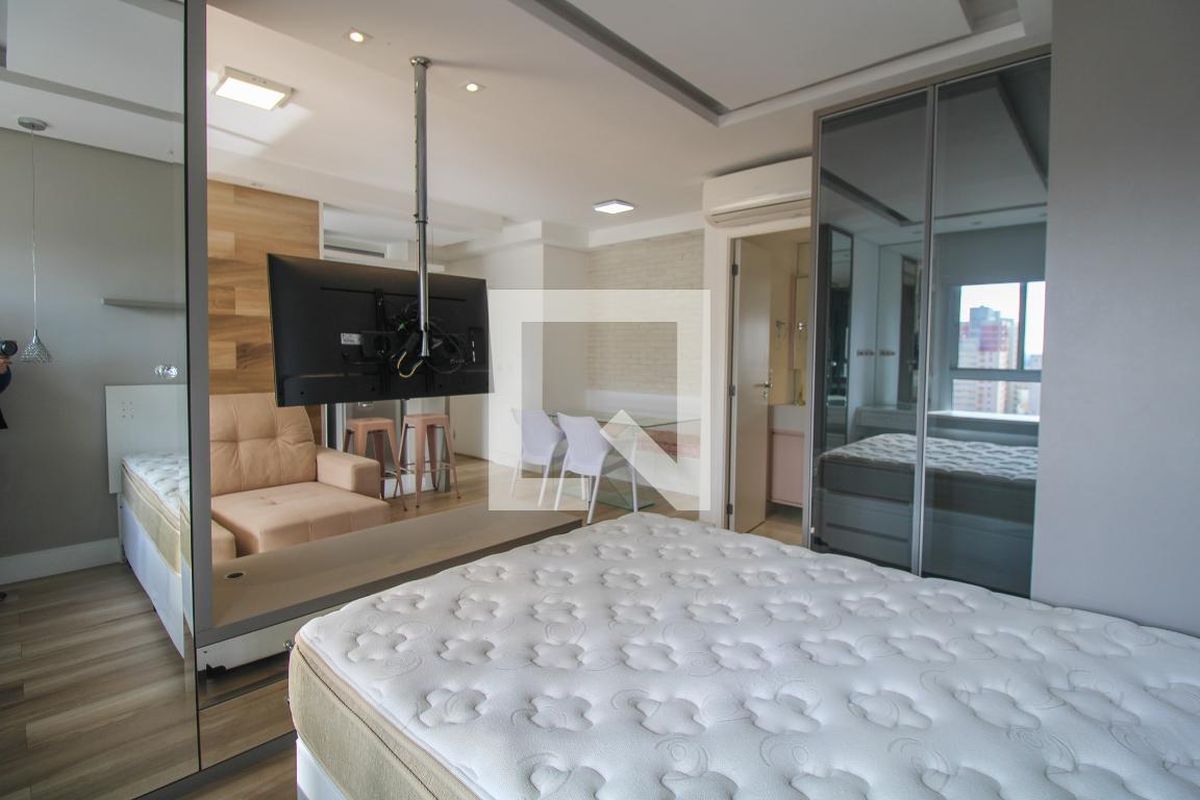 Apartamento à Venda - Bosque, 1 Quarto,  45 m2 em , Campinas - sp | SoloBR