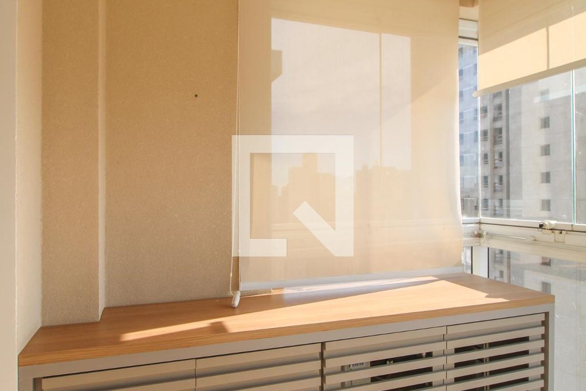 Apartamento à Venda - Bosque, 1 Quarto,  45 m2 em , Campinas - sp | SoloBR