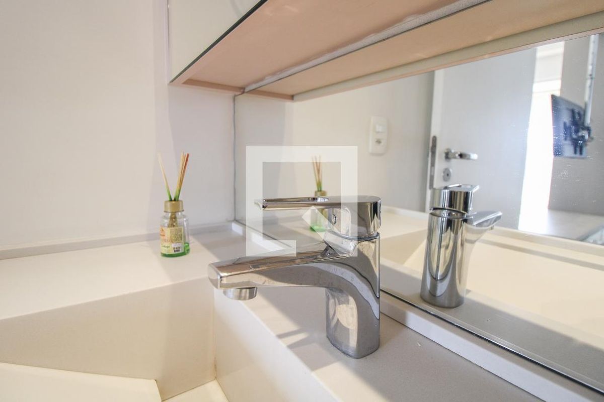 Apartamento à Venda - Bosque, 1 Quarto,  45 m2 em , Campinas - sp | SoloBR