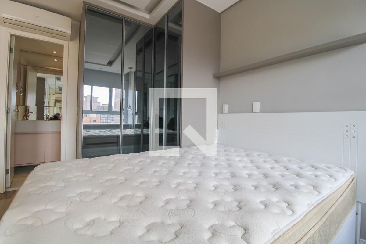 Apartamento à Venda - Bosque, 1 Quarto,  45 m2 em , Campinas - sp | SoloBR