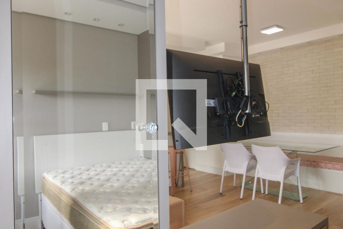 Apartamento à Venda - Bosque, 1 Quarto,  45 m2 em , Campinas - sp | SoloBR