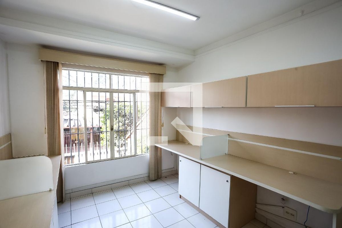 Casa, 4 quartos, 250 m² - Foto 6