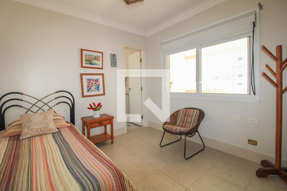Casa à Venda - Mansões Santo Antônio, 4 Quartos,  300 m2 em , Campinas - sp | SoloBR