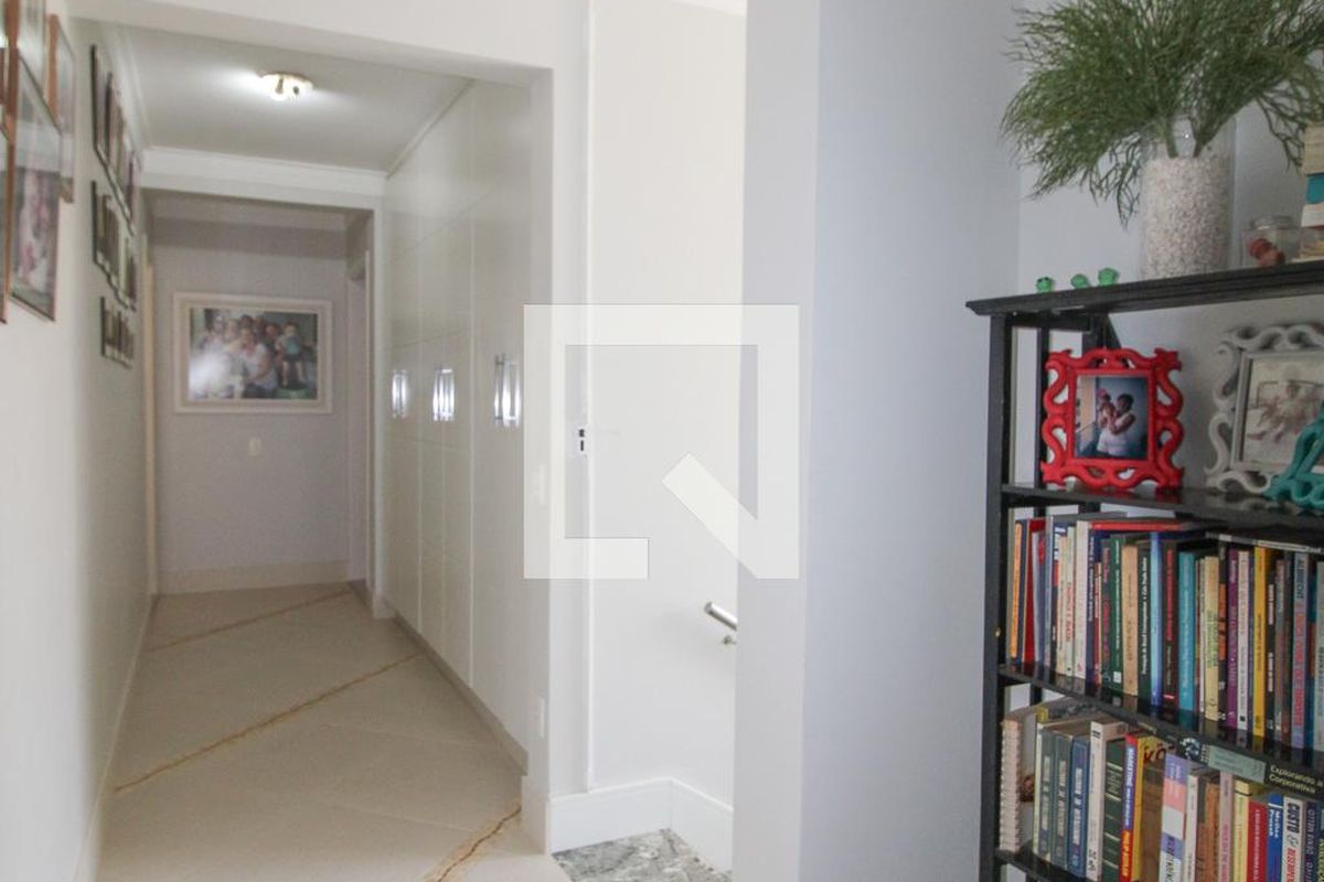 Casa à Venda - Mansões Santo Antônio, 4 Quartos,  300 m2 em , Campinas - sp | SoloBR