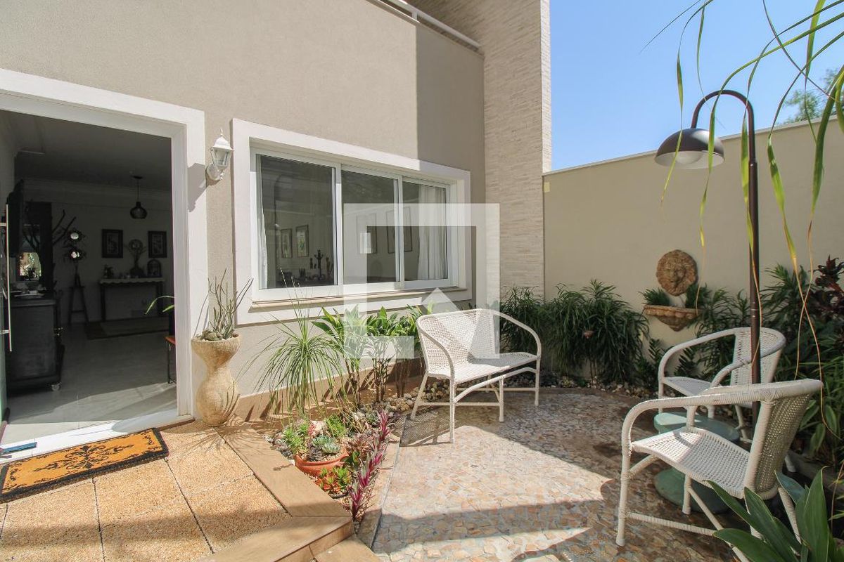 Casa à Venda - Mansões Santo Antônio, 4 Quartos,  300 m2 em , Campinas - sp | SoloBR