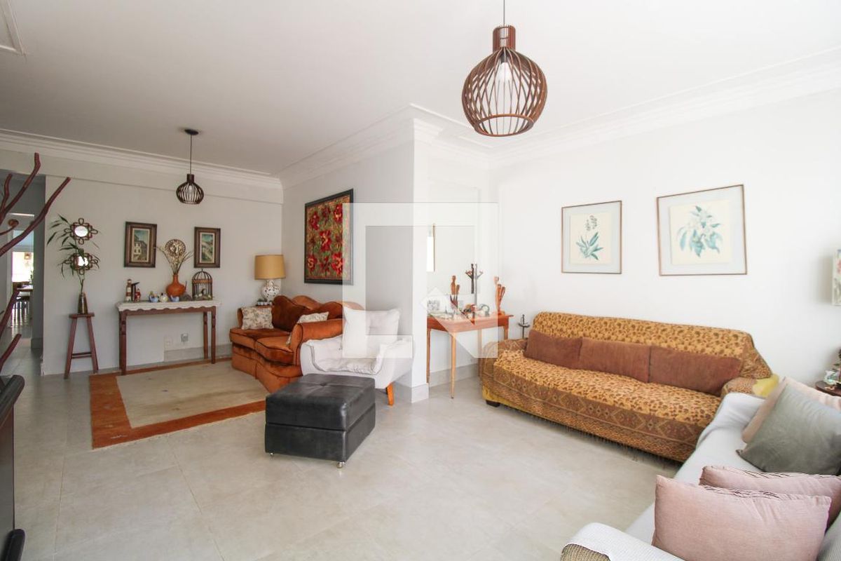 Casa à Venda - Mansões Santo Antônio, 4 Quartos,  300 m2 em , Campinas - sp | SoloBR