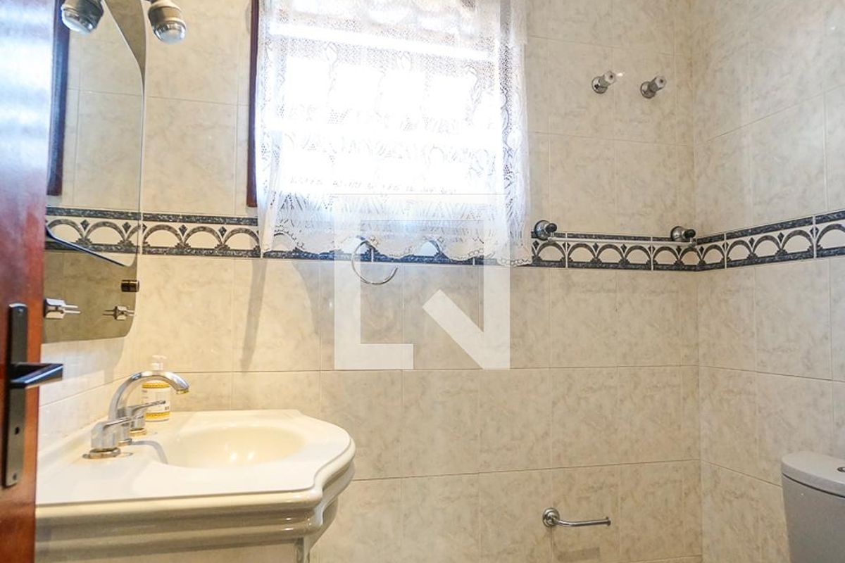 Casa, 3 quartos, 251 m² - Foto 58