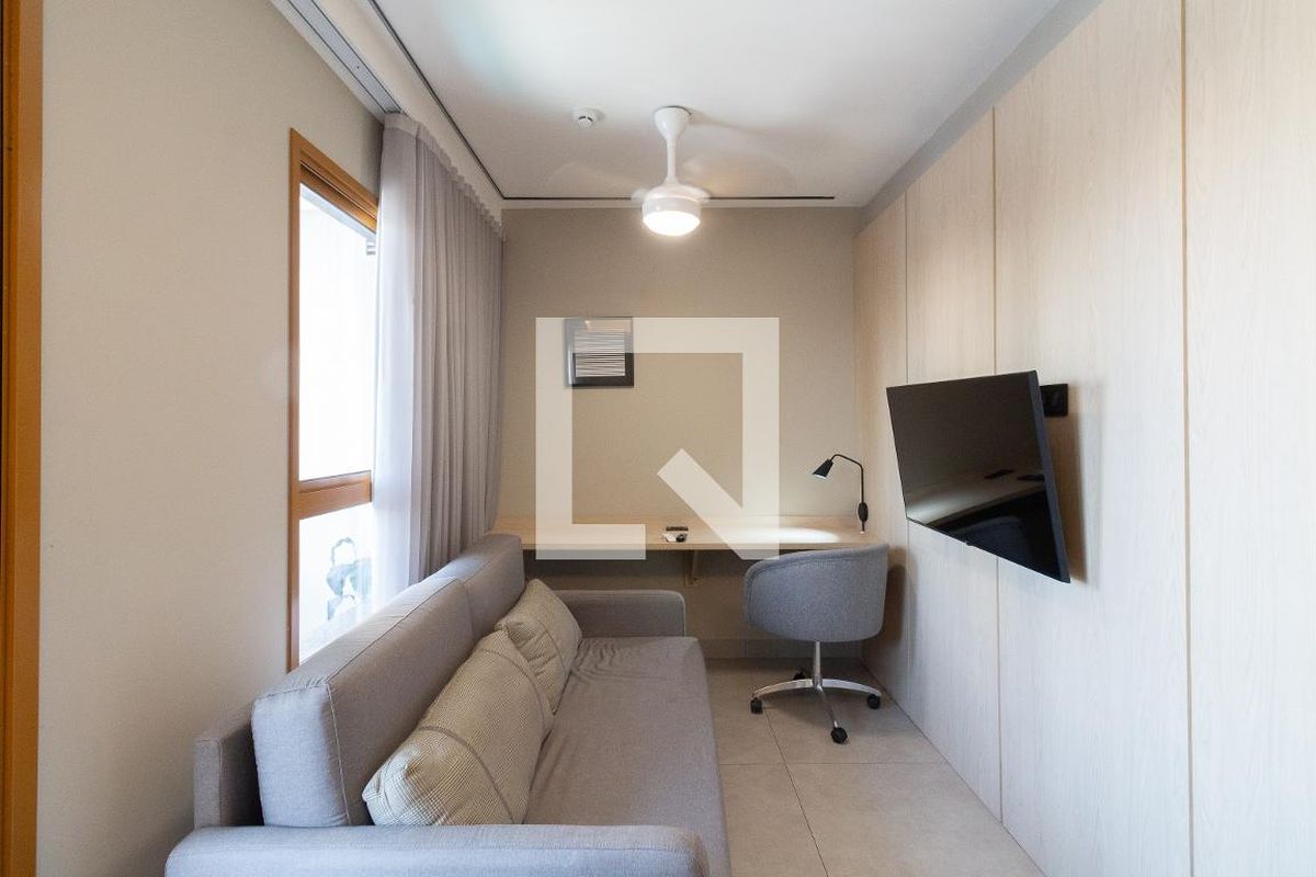Apartamento, 1 quarto, 37 m² - Foto 1