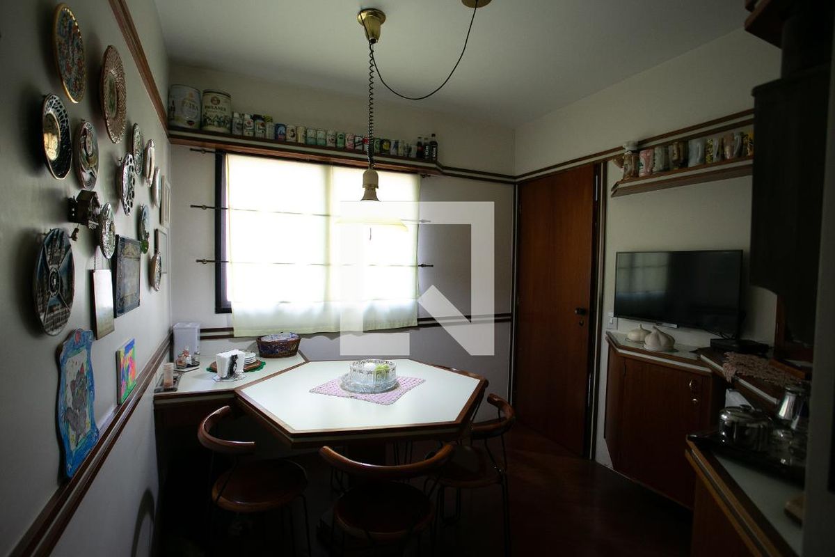 Apartamento, 3 quartos, 210 m² - Foto 150