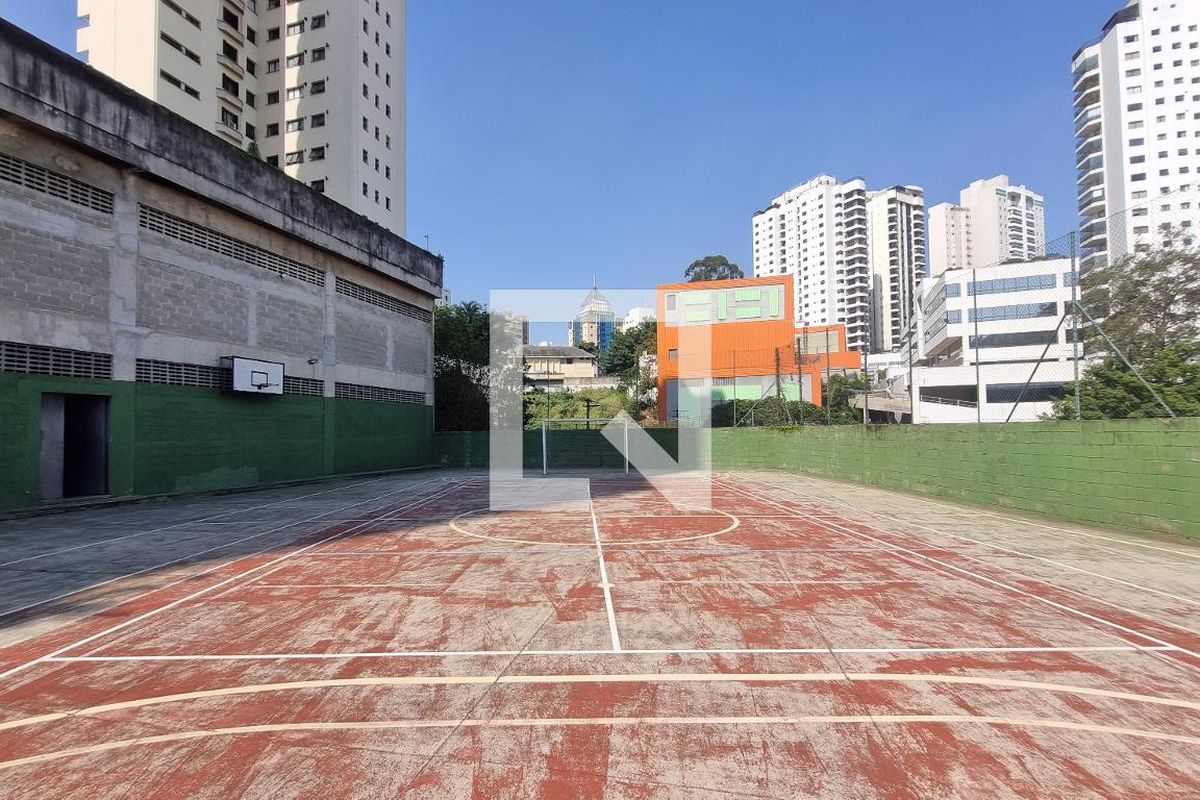 Apartamento, 3 quartos, 210 m² - Foto 184