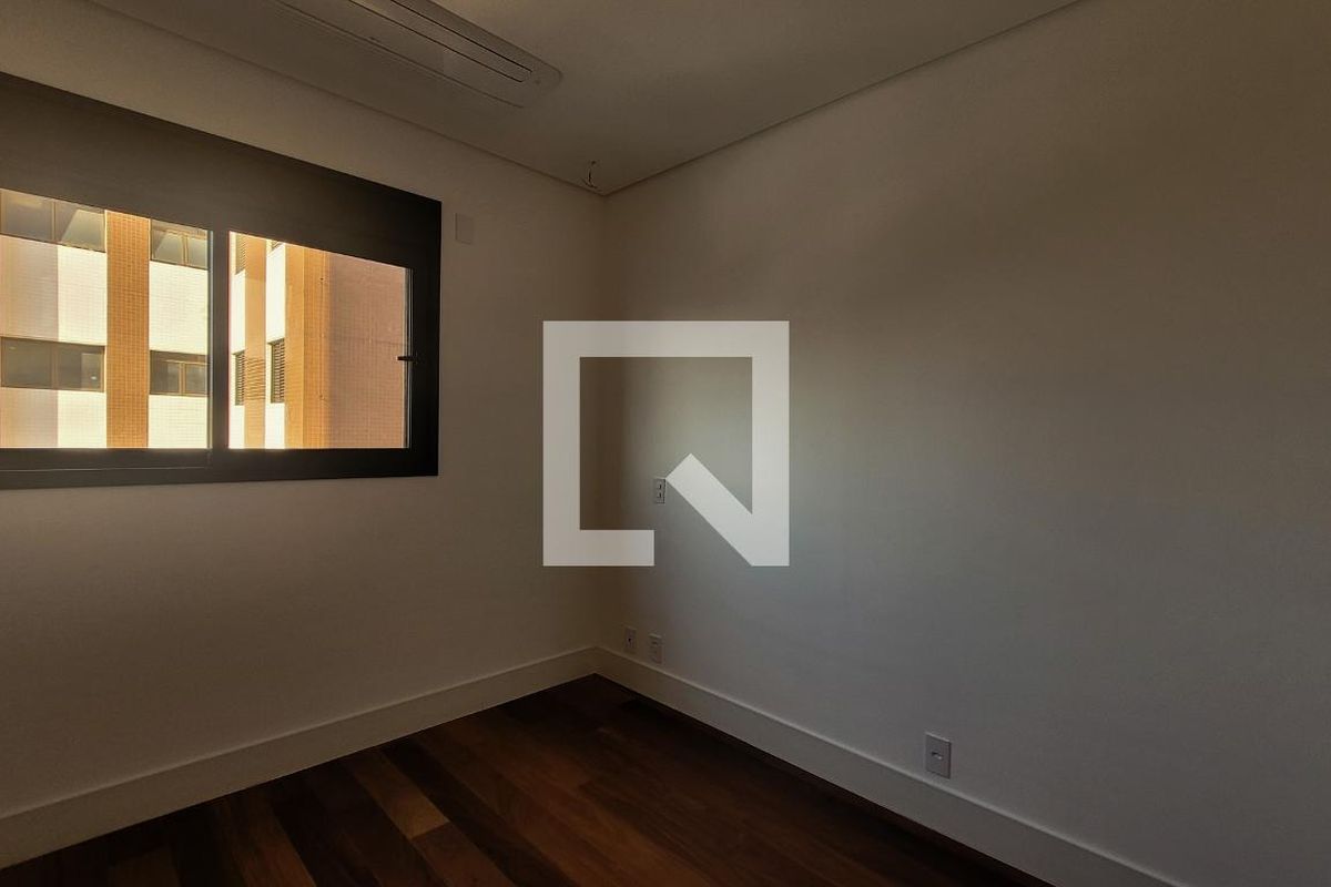 Apartamento à Venda - Cambuí, 3 Quartos,  170 m2 em , Campinas - sp | SoloBR