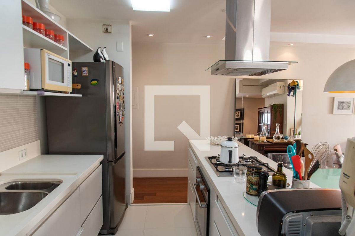 Apartamento, 2 quartos, 75 m² - Foto 64