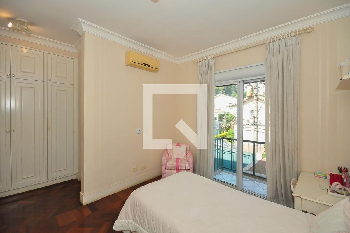Casa, 3 quartos, 405 m² - Foto 46