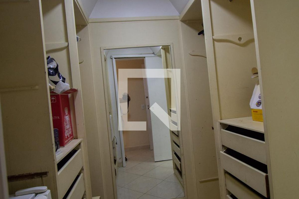 Apartamento, 4 quartos, 229 m² - Foto 50