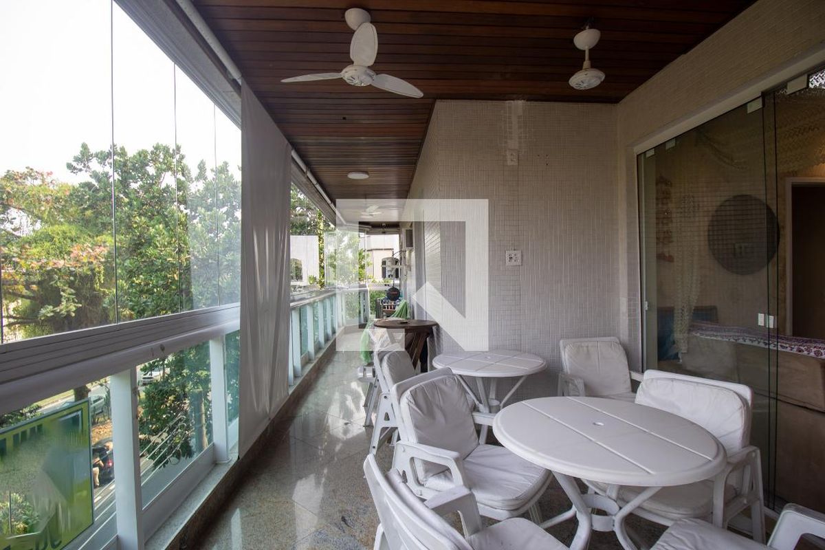 Apartamento, 4 quartos, 229 m² - Foto 12
