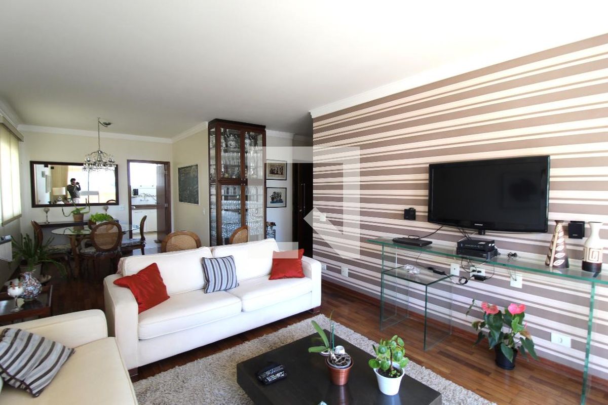 Apartamento, 3 quartos, 211 m² - Foto 2