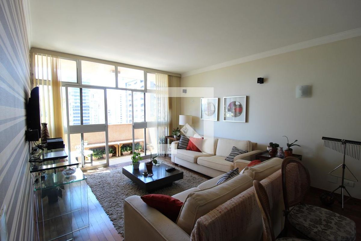 Apartamento, 3 quartos, 211 m² - Foto 4