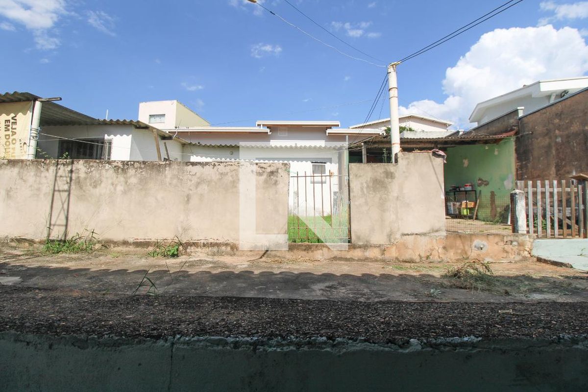 Casa à Venda - Jardim Flamboyant, 3 Quartos,  118 m2 em , Campinas - sp | SoloBR