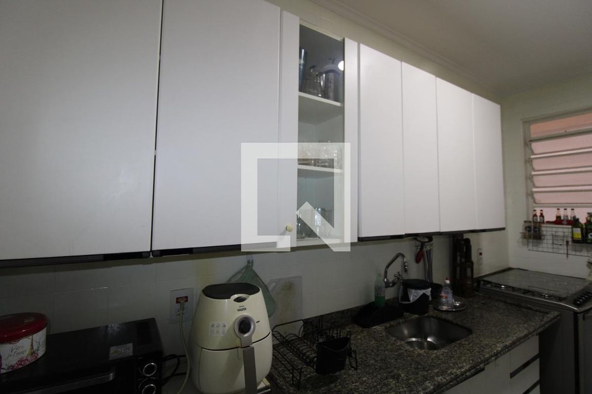 Apartamento à Venda - Cambuí, 2 Quartos,  113 m2 em , Campinas - sp | SoloBR