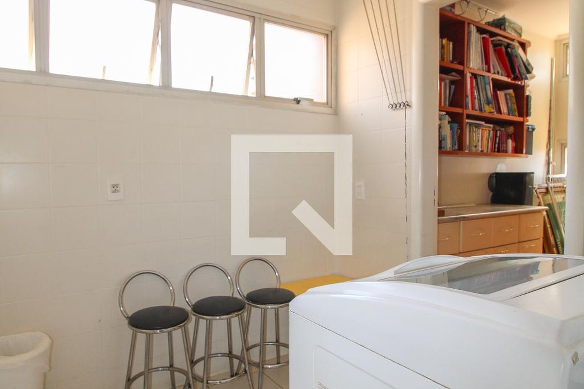 Apartamento à Venda - Cambuí, 3 Quartos,  250 m2 em , Campinas - sp | SoloBR