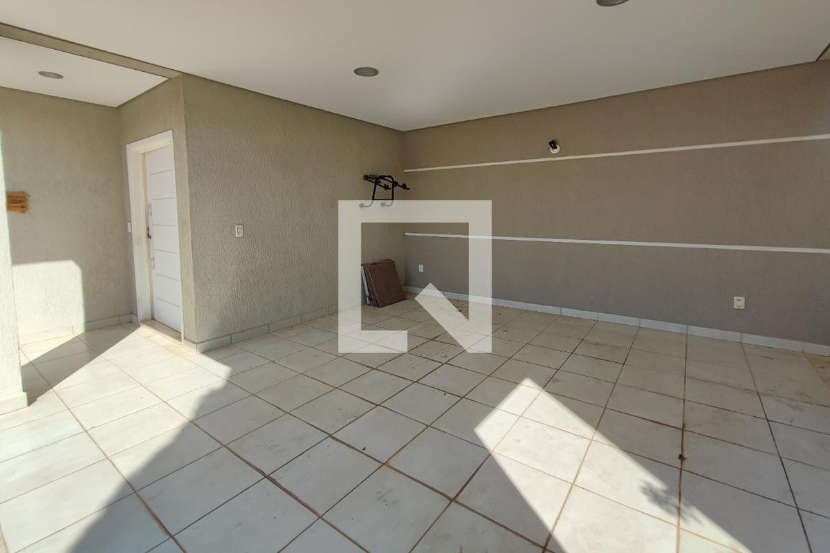 Casa à Venda - Swiss Park, 5 Quartos,  310 m2 em , Campinas - sp | SoloBR