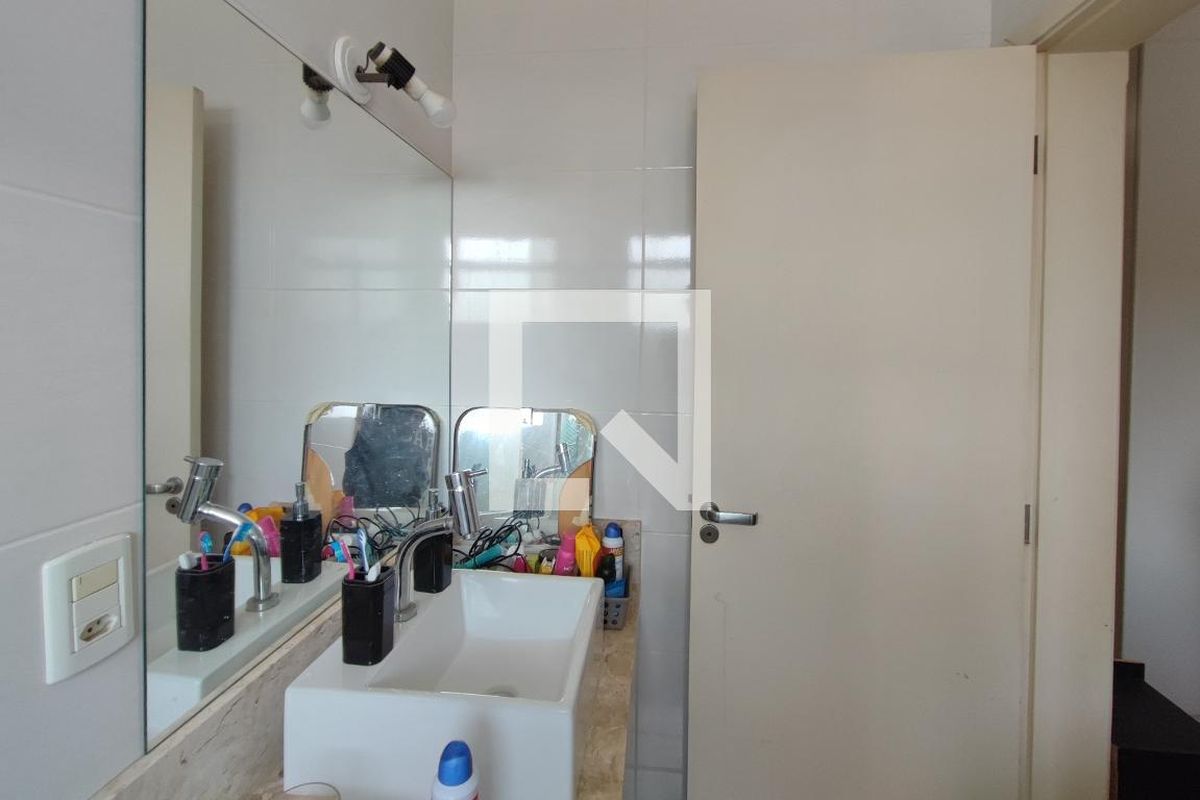 Casa à Venda - Swiss Park, 5 Quartos,  310 m2 em , Campinas - sp | SoloBR