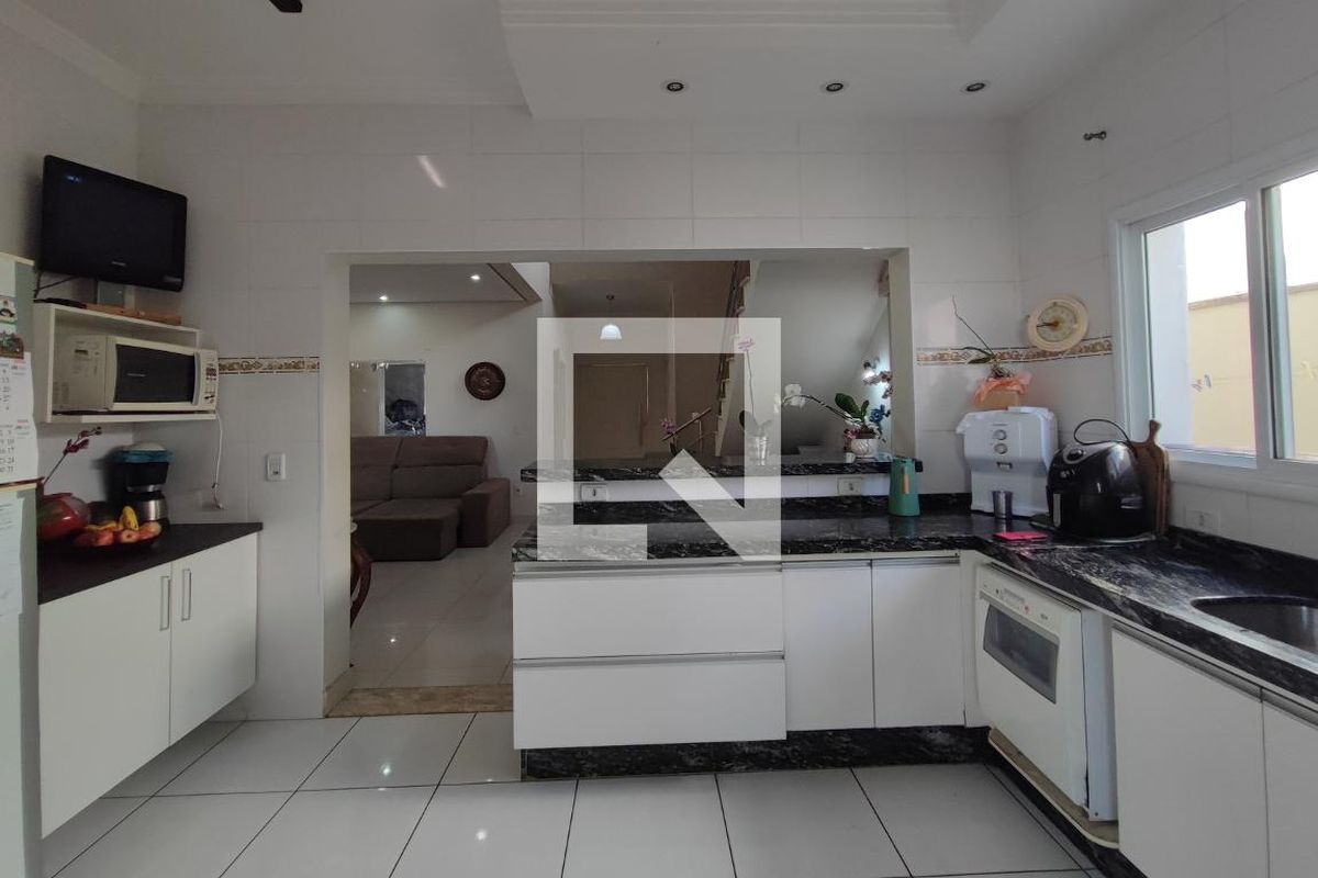 Casa à Venda - Swiss Park, 5 Quartos,  310 m2 em , Campinas - sp | SoloBR