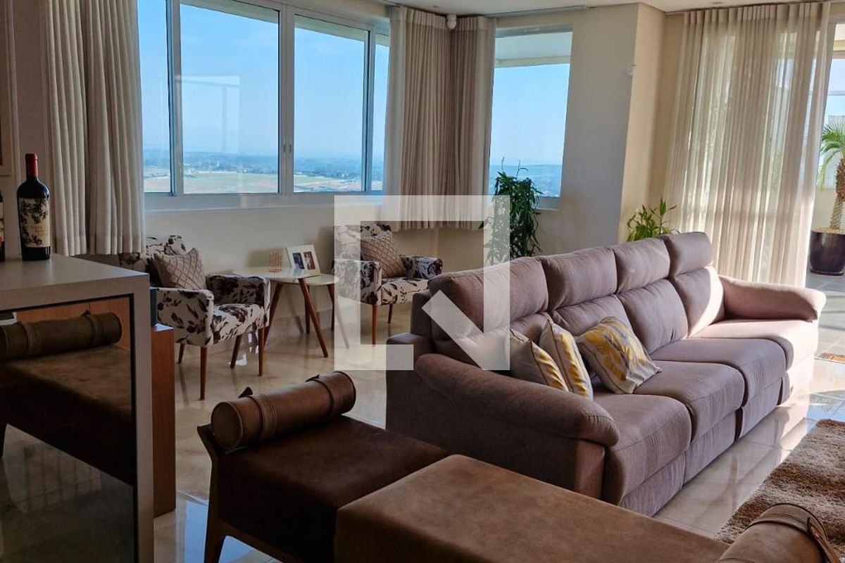 Apartamento à Venda - Lot. Alphaville Campinas, 4 Quartos,  215 m2 em , Campinas - sp | SoloBR