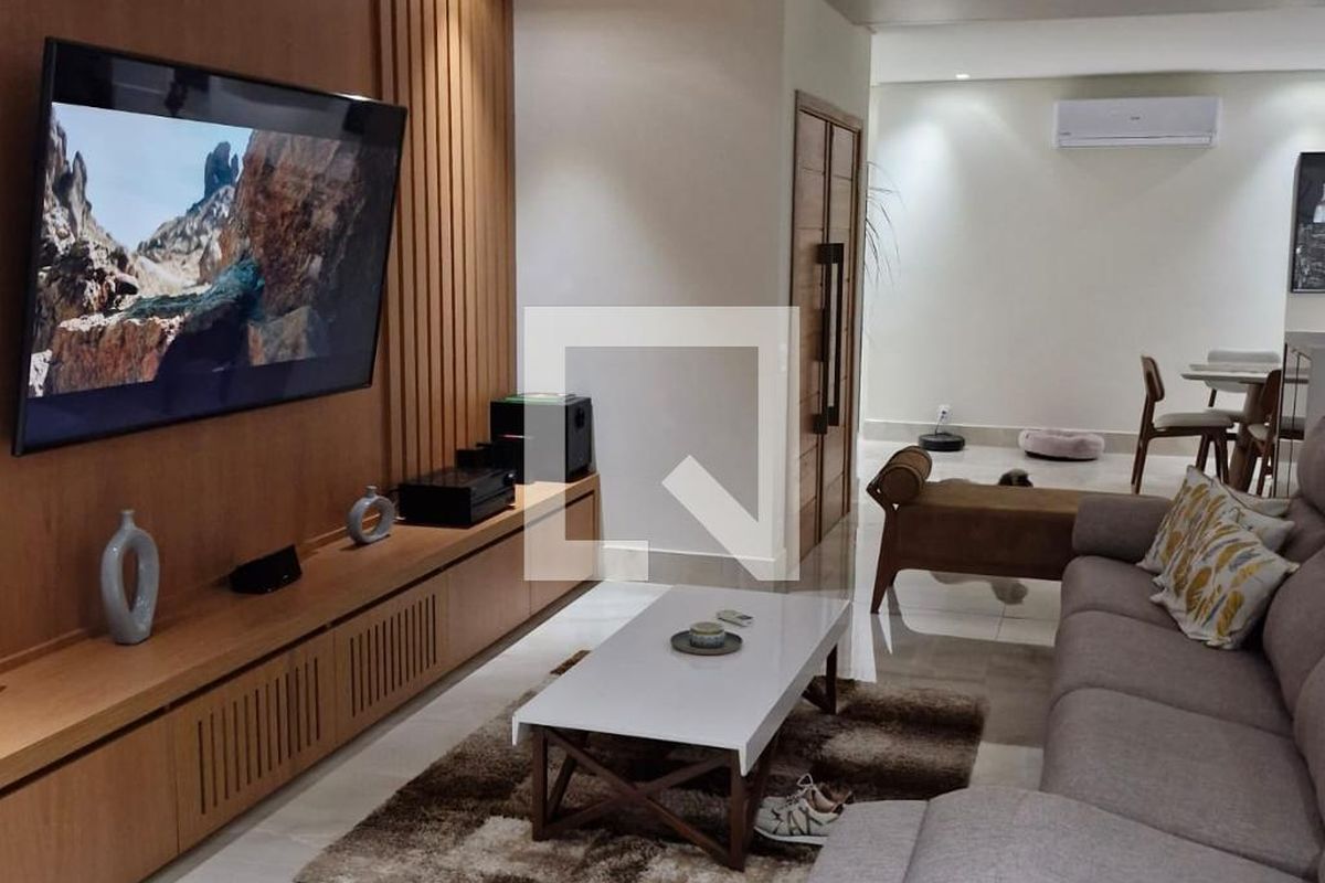 Apartamento à Venda - Lot. Alphaville Campinas, 4 Quartos,  215 m2 em , Campinas - sp | SoloBR