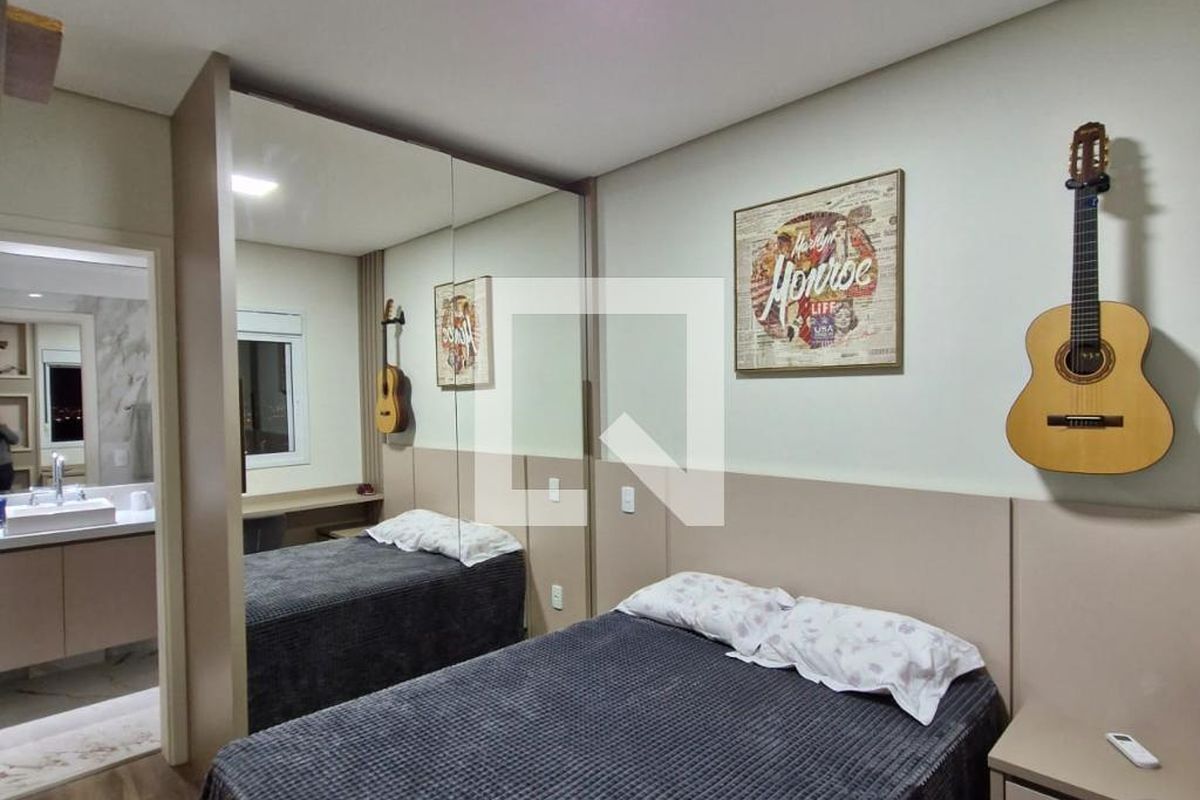 Apartamento à Venda - Lot. Alphaville Campinas, 4 Quartos,  215 m2 em , Campinas - sp | SoloBR
