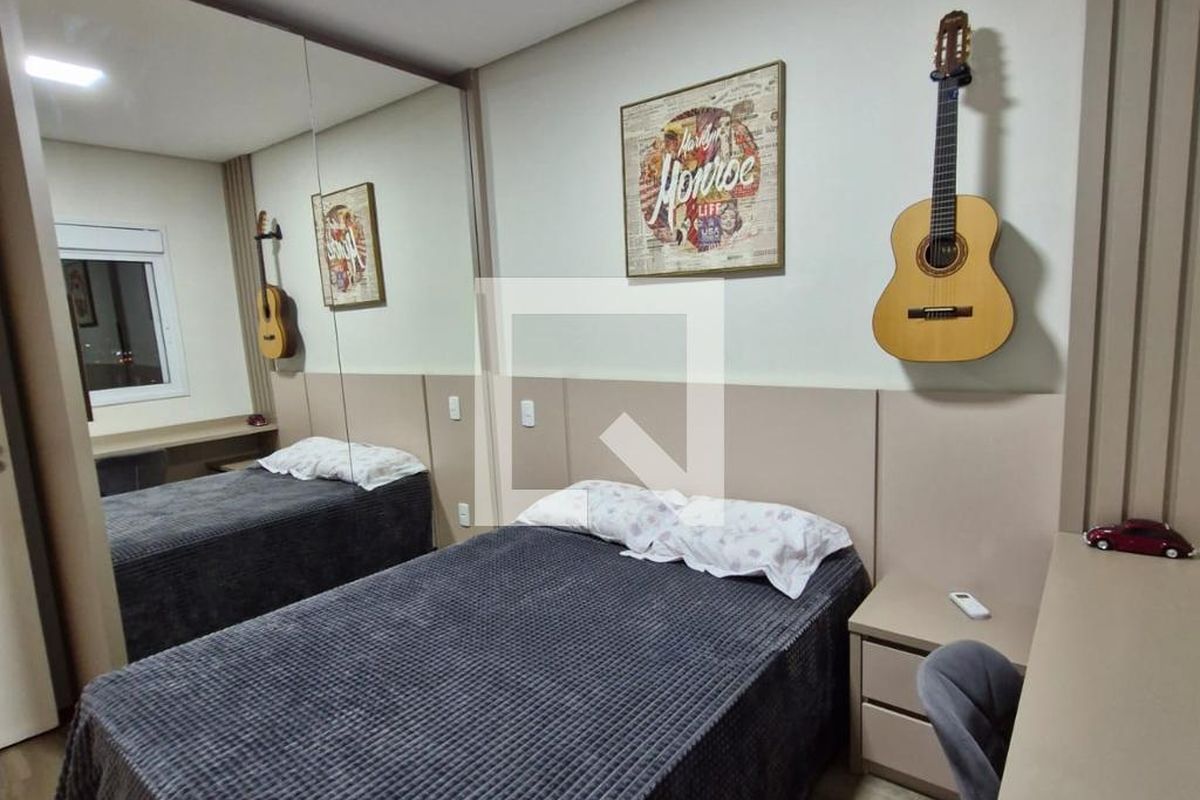 Apartamento à Venda - Lot. Alphaville Campinas, 4 Quartos,  215 m2 em , Campinas - sp | SoloBR