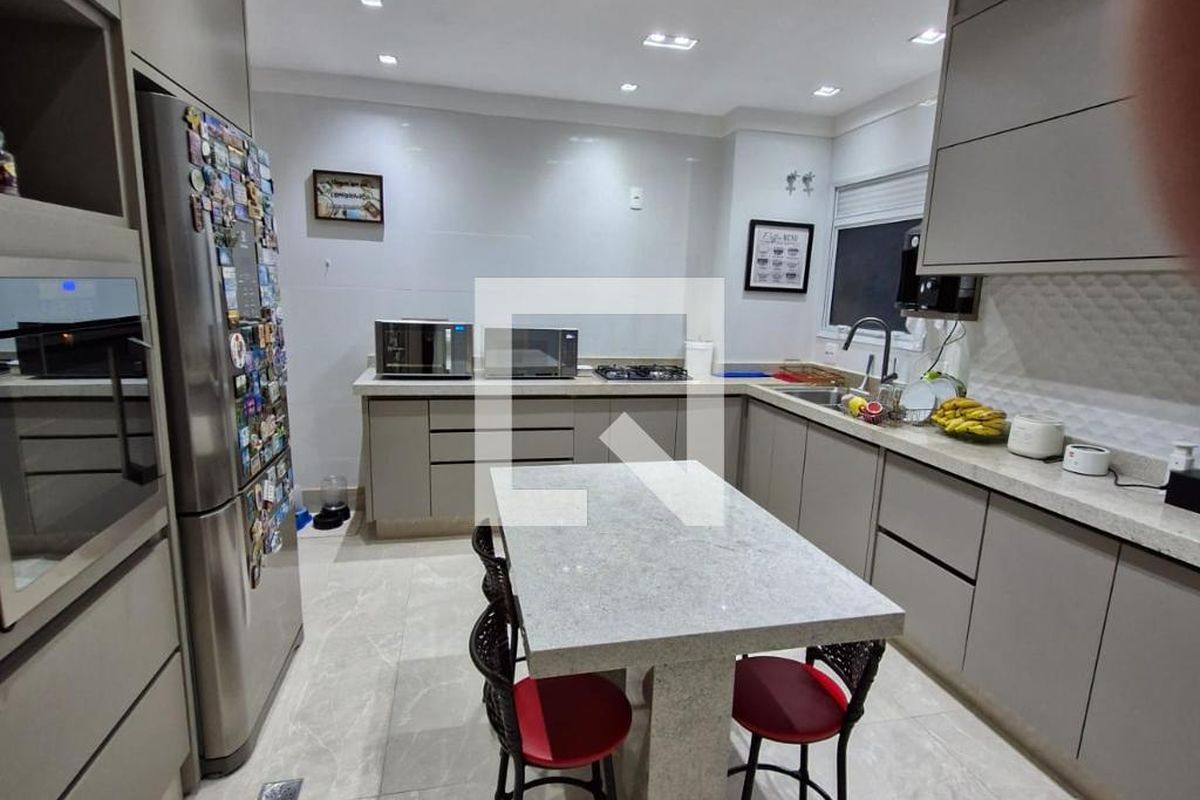 Apartamento à Venda - Lot. Alphaville Campinas, 4 Quartos,  215 m2 em , Campinas - sp | SoloBR