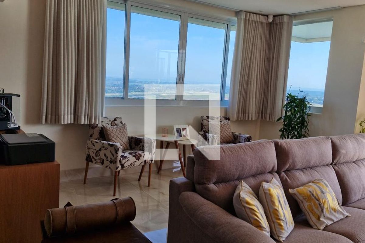Apartamento à Venda - Lot. Alphaville Campinas, 4 Quartos,  215 m2 em , Campinas - sp | SoloBR