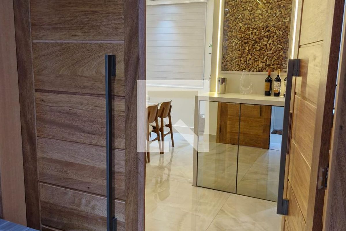 Apartamento à Venda - Lot. Alphaville Campinas, 4 Quartos,  215 m2 em , Campinas - sp | SoloBR