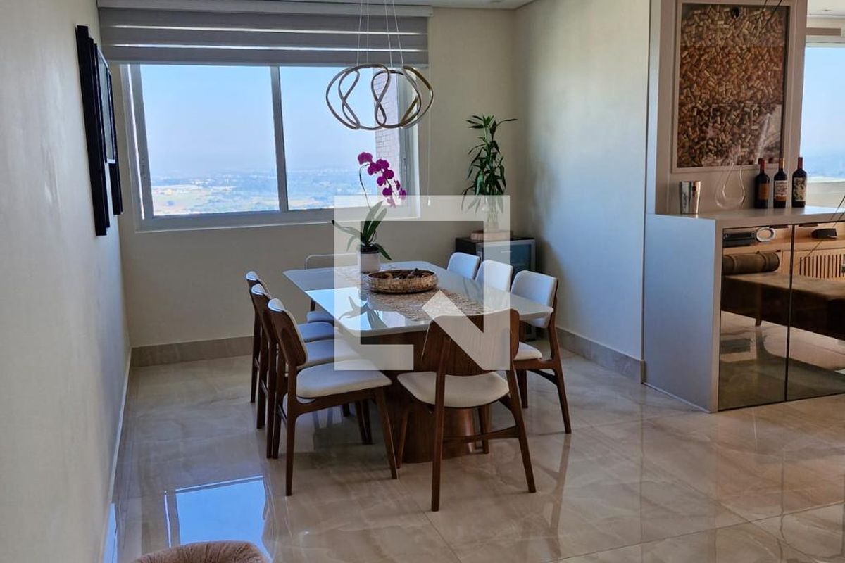 Apartamento à Venda - Lot. Alphaville Campinas, 4 Quartos,  215 m2 em , Campinas - sp | SoloBR