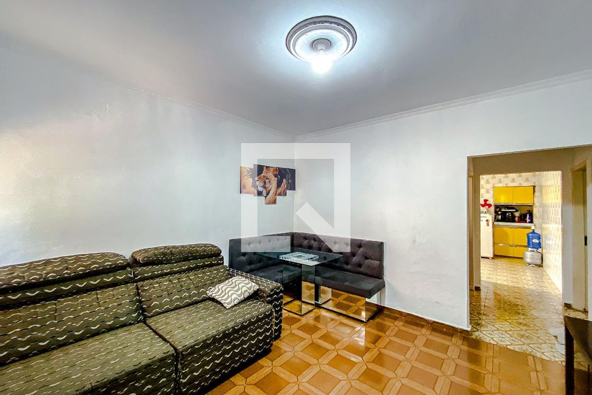 Casa, 2 quartos, 240 m² - Foto 2