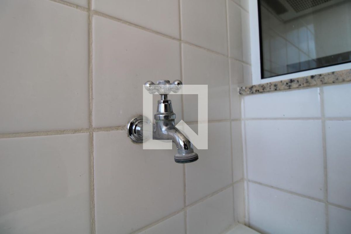 Apartamento à Venda - Mansões Santo Antônio, 2 Quartos,  117 m2 em , Campinas - sp | SoloBR