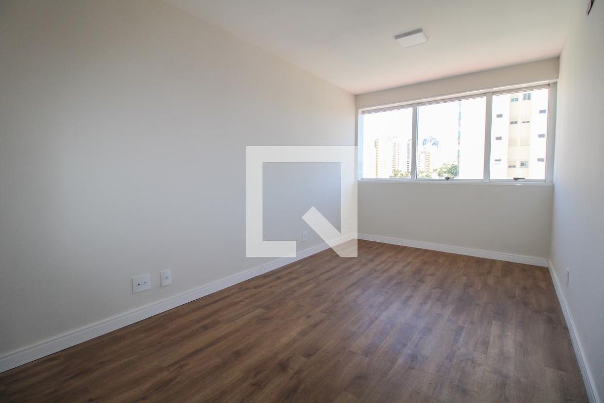 Apartamento à Venda - Mansões Santo Antônio, 2 Quartos,  117 m2 em , Campinas - sp | SoloBR
