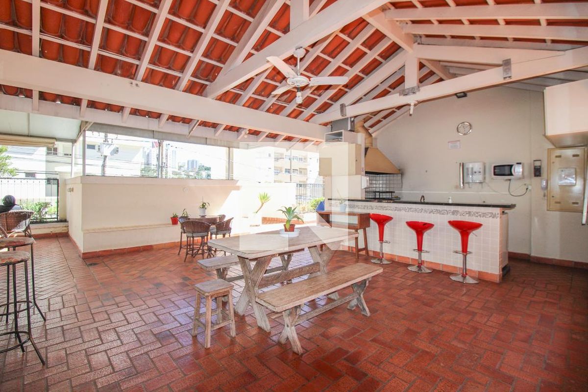 Apartamento à Venda - Mansões Santo Antônio, 2 Quartos,  117 m2 em , Campinas - sp | SoloBR
