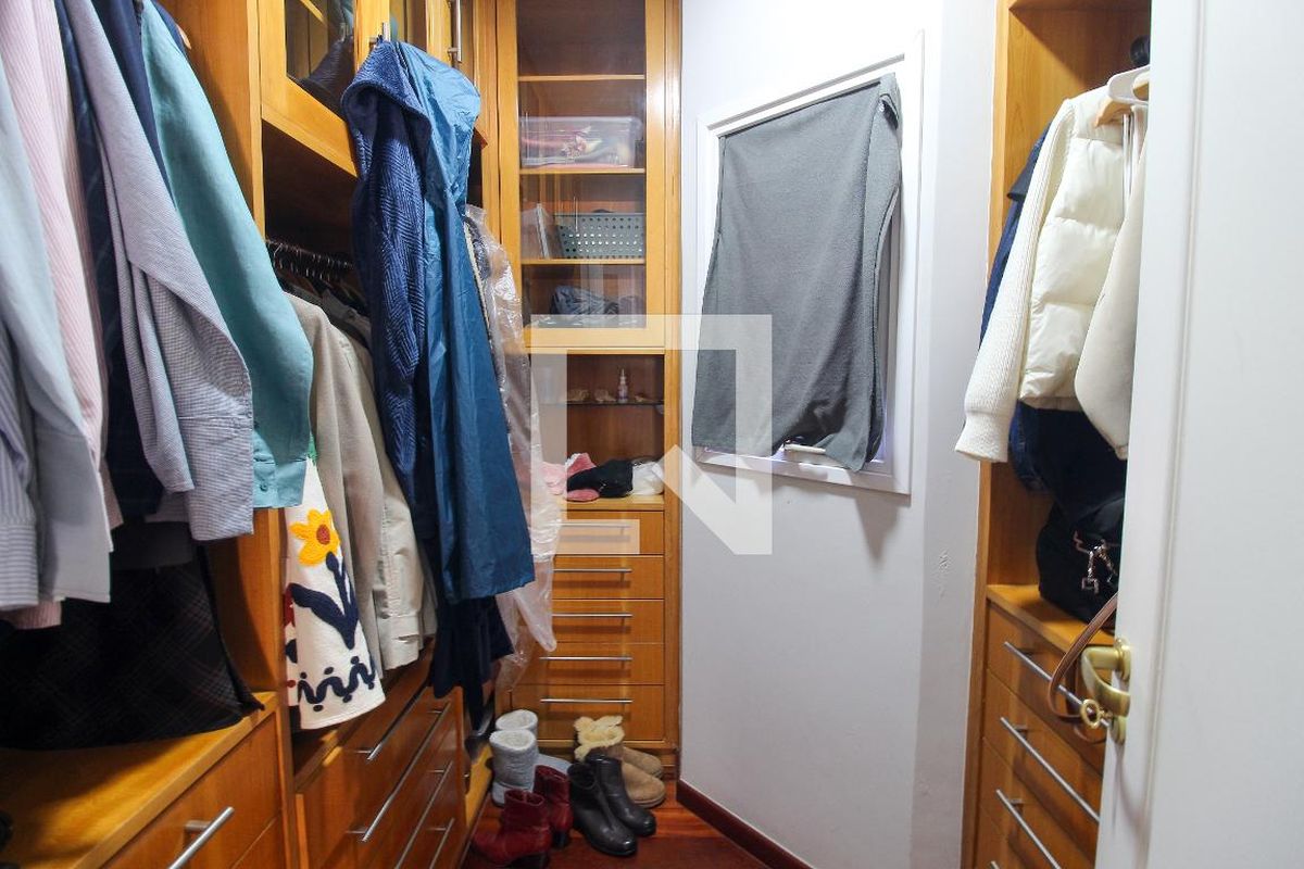 Casa, 4 quartos, 401 m² - Foto 39