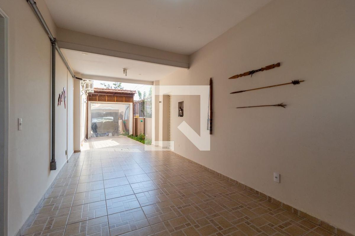 Casa, 5 quartos, 240 m² - Foto 212