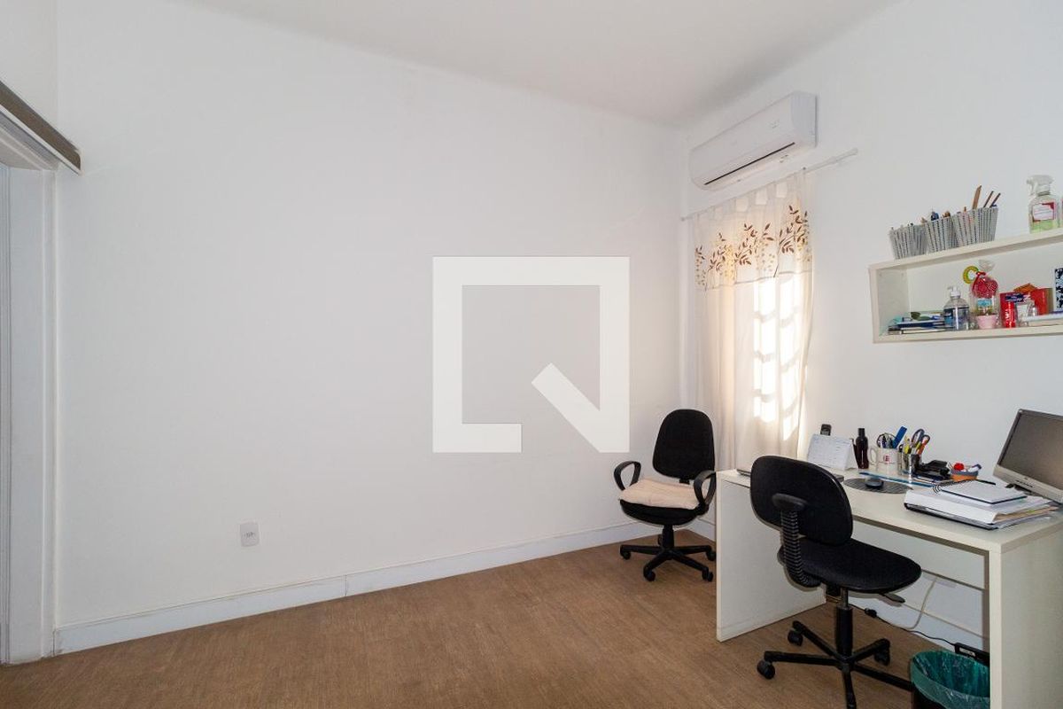 Casa, 5 quartos, 240 m² - Foto 38