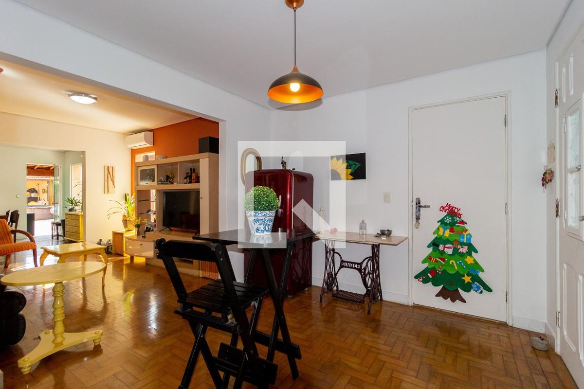 Casa, 5 quartos, 240 m² - Foto 14