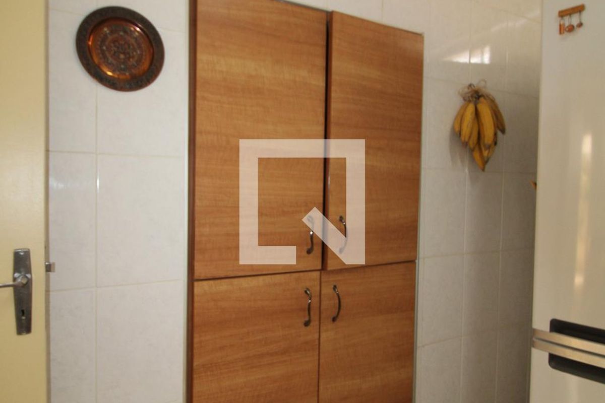Casa à Venda - Jardim Planalto, 2 Quartos,  367 m2 em , Campinas - sp | SoloBR