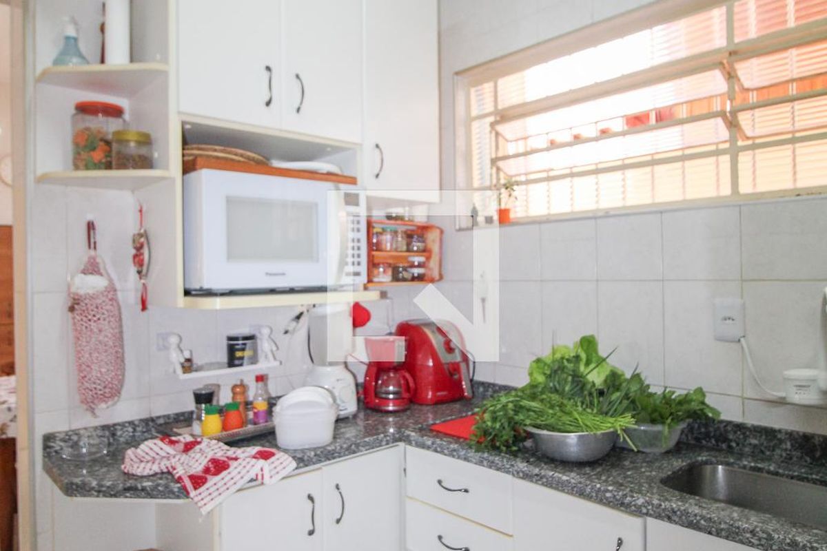 Casa à Venda - Jardim Planalto, 2 Quartos,  367 m2 em , Campinas - sp | SoloBR